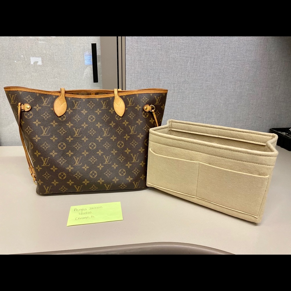 SOLD Louis Vuitton Neverfull MM Monogram